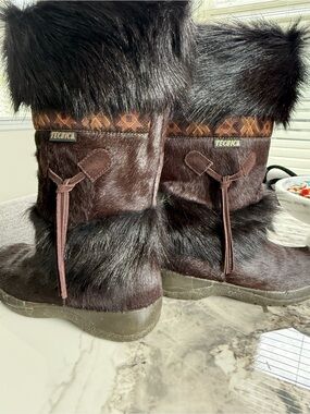 Tecnica Brown Faux Fur Lined Boots in Excellent Condition